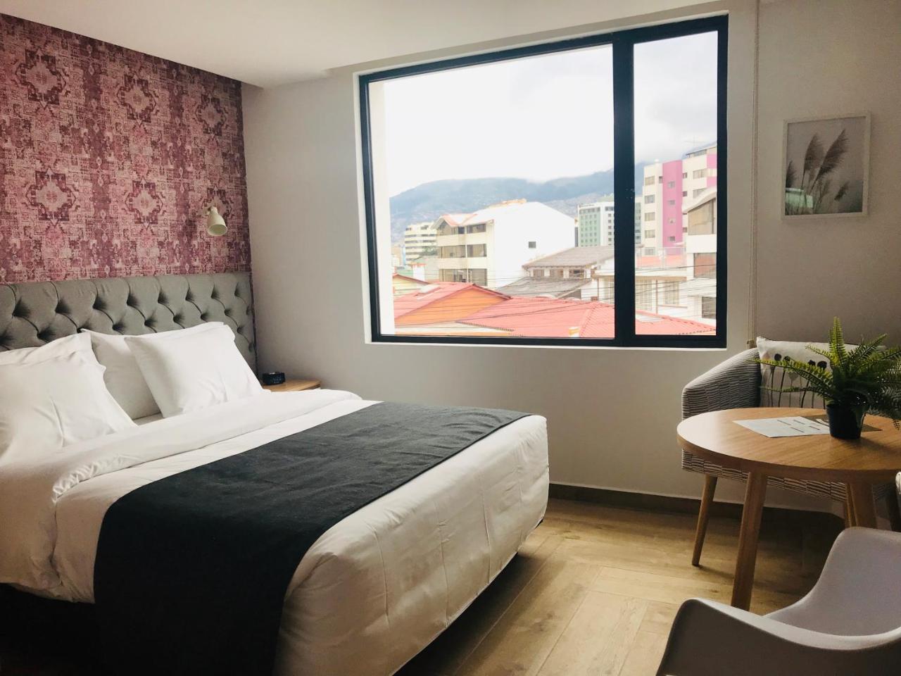 Kaia Hotel Quito Extérieur photo