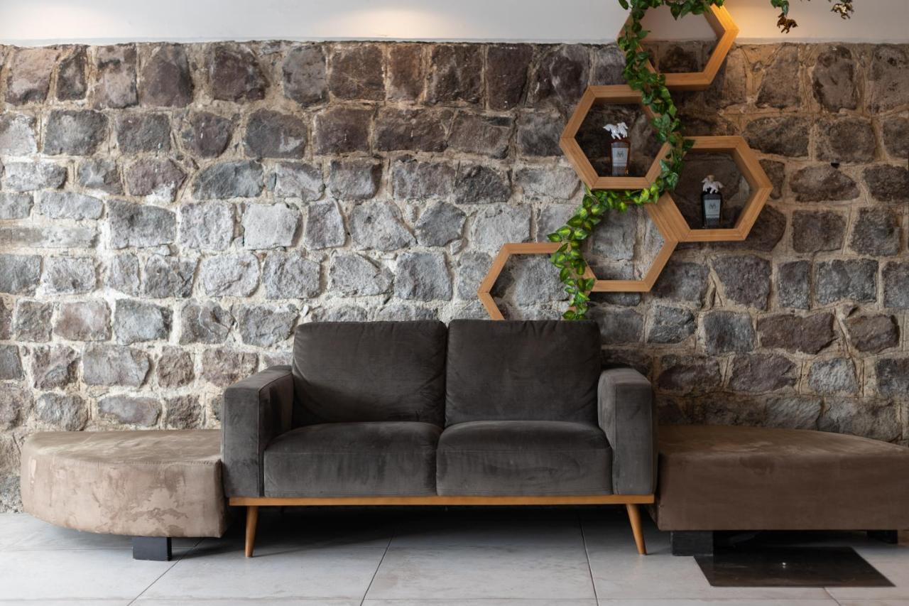 Kaia Hotel Quito Extérieur photo